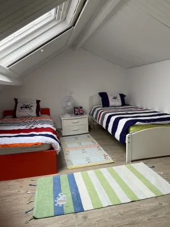 --- VILLA NEAR THE SEA ---