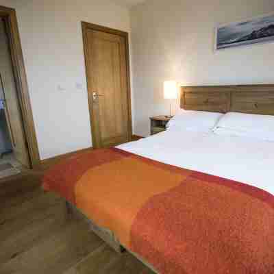 Luxury Seaside Cottage, Stunning Ocean Views, Waterville, Ring of Kerry Rooms
