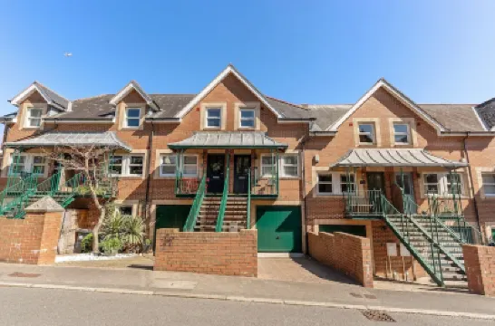 Fowey Cornwall - lovely modern house with balconies and fantastic views Hôtels à proximité de : Sandy Cove