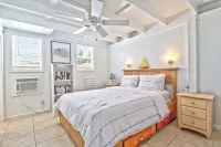 Sea Coral Cottage - a Bahamian oceanside paradise!