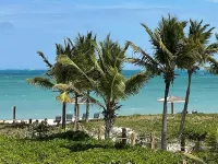 Beautiful upgraded 1 bdrm & sofa bed stunning views , pool hot tub , 2nd floor,