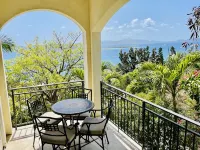 Villa Bougainvillea / Caribbean Retreat