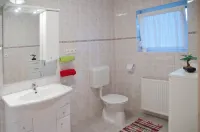 High quality house family idyll for 4-8 persons., Pool, Climate, Lake 1000m', Saun Hotels in Marcali Járás