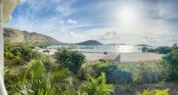 Small sugar bowl duplex with sea view