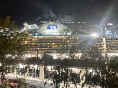 No Chores! 2 BD 2 BA in the heart of Havensight サウスサイドのホテル