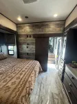 Mountain Shadows RV & MHC Các khách sạn ở Draper