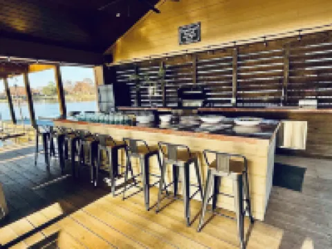 ULRX - The ULTIMATE LAKE RESORT XTRAVAGANZA - FamilyFun4Everyone!