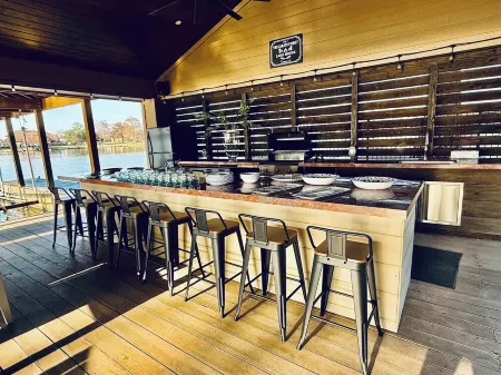 ULRX - The ULTIMATE LAKE RESORT XTRAVAGANZA - FamilyFun4Everyone!