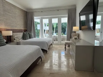 Villa in Punta Cana Hotels near Palm Suites pool