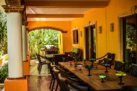 Private Luxury Villa 15,000 sq ft,kid friendly, Maid, pvt.Chef,24 h security