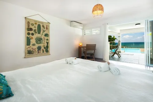 VILLA VICTORIA FACING THE SEA Hotels in Le Gosier