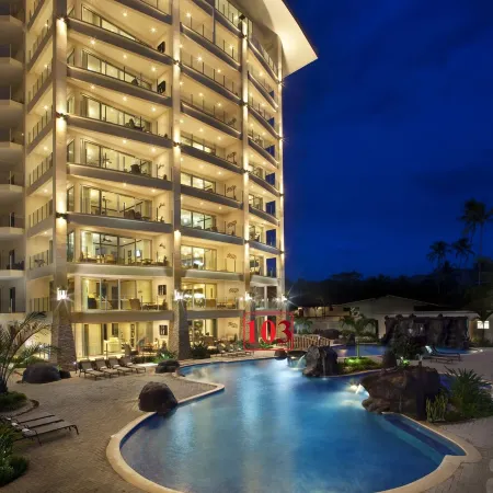 Luxury on the beach - Diamanté del Sol Updated 3 Bedroom Luxe Condo