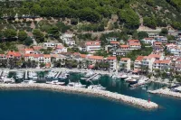 Villa with heated pool, sea view - a few minutes from the beach