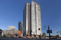Vancouver condo: surreal water/mountain/harbor views 2Beds/2BA