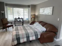Victoria St BNB in Peachland BC - 5 mins from the beach Hotels in Peachland