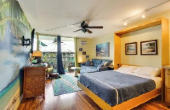 Tropical Kailua-Kona Escape < 7 Mi to Keauhou Bay!