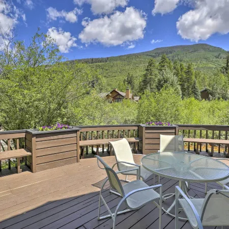 Vail Condo w/ Mtn View Deck - Steps to Ski Shuttle