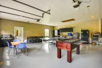 Spacious Lowville Retreat on 4 Private Acres! - 3 estrellas