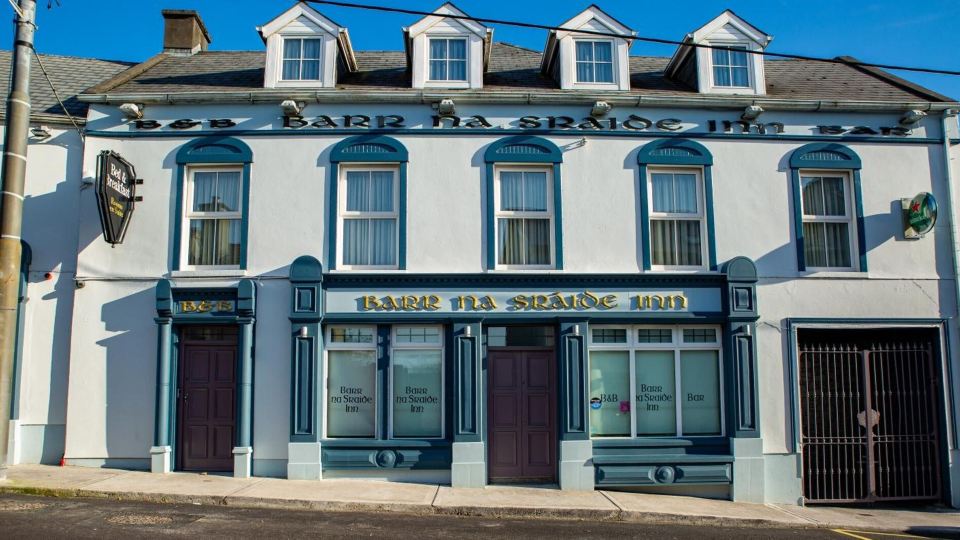 Barr Na Sraide Inn