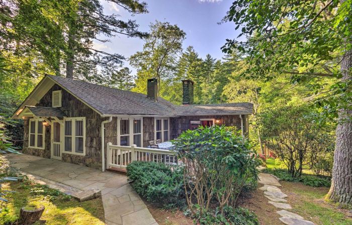 Waterfront Home w/ Boat Dock on Mirror Lake!