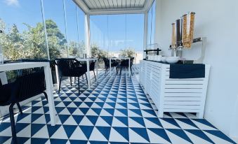 Marina Boutique Rooms