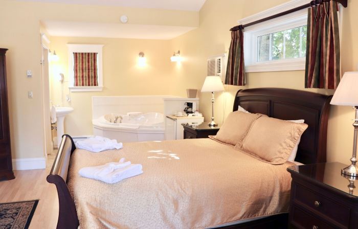 Shining Waters Country Inn