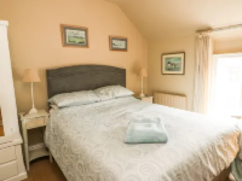 Silva Hotels in Llangoed