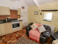 Ffynnon Tom Hotels in Brawdy