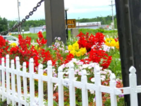 Budget Host Airport Inn Hotels in Waterville