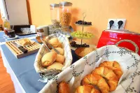 Hôtel Restaurant l'Hirondelle - breakfast