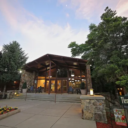 Carter Caves State Resort Park
