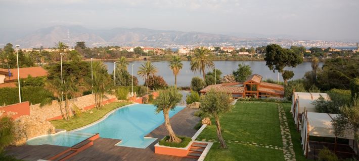 Villa Morgana Resort and Spa Hotele w: Messina