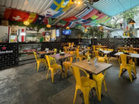 Maraca Hostel Hotels near Tijuca National Park