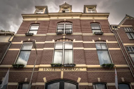 Hotel Courage Nijmegen Отели рядом с достопримечательностью «Университет Неймегена»
