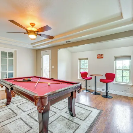 Hot Tub, Games & Sports: Luxury Yosemite Escape