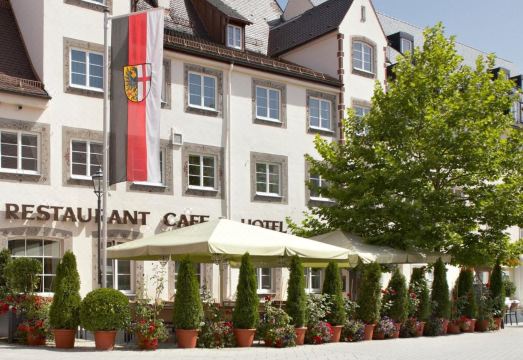 1. 호텔 바이세스 ..