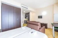 Residencia Universitaria Resa Erasmo Hotels in Tres Cantos