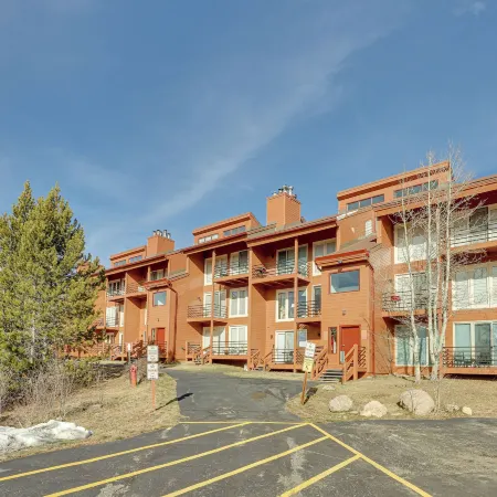 Colorado Retreat - Heated Pool Access, Near Skiing
