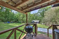 Cozy Avinger Cabin w/ Fire Pit & Deck