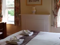 The Inn on the Green Hotels in Peaslake