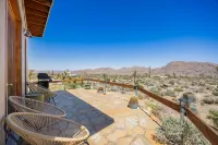 Jensen House - Incredible Desert Views 2 Bedroom Home by RedAwning Hotels in Joshua Tree