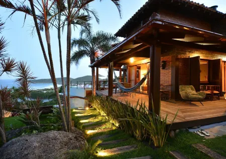 Villa Gardena Suites Отели рядом с достопримечательностью «Ponta da Piteira»