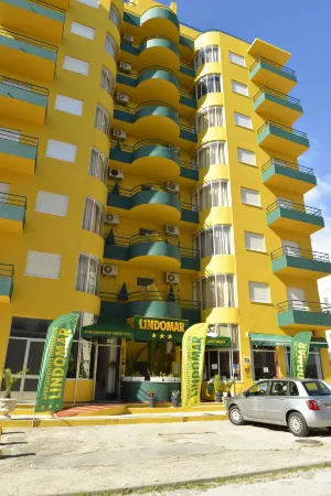 Apartamentos Turisticos Lindomar Отели рядом с достопримечательностью «Caldas de Monchique»