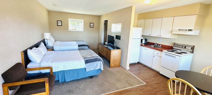 Island West Resort Hotels in Ucluelet