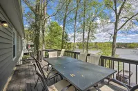 Waterfront Cottage w/ Boat Dock & 3 Decks! - Wifi