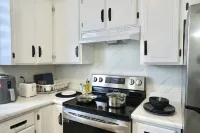 Cozy 3B Home in Prime Location w/ 2 Free Parking