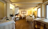 Trattoria Locanda Ai Tre Amici Hotel a Rivignano