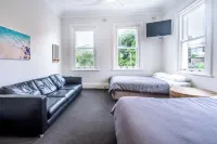 The Oriental Hotel Hotels in Merewether