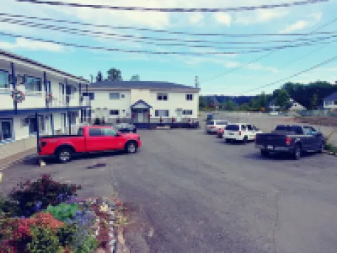 River Heights Motel Hotels in Courtenay