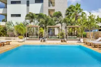 Senses Boutique Hotel & Apartments - Hot Tub